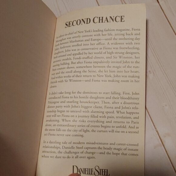 3/$13 Secind Chance By Danielle Steele Adult Fiction Novel Paperback Book - Picture 4 of 4